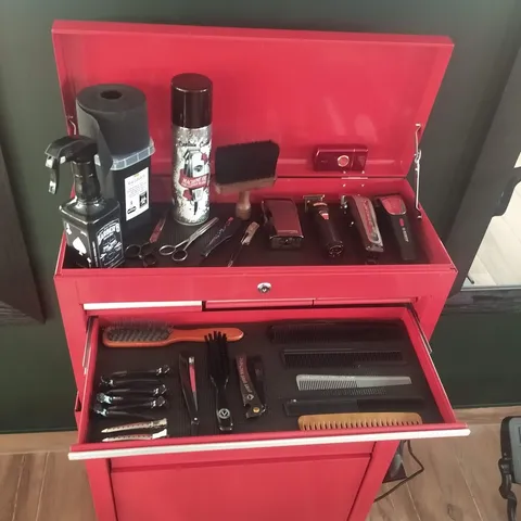 Barbershop Peliños (muestra 2)