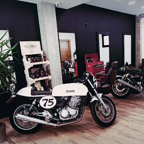 Barbershop Peliños (muestra 1)